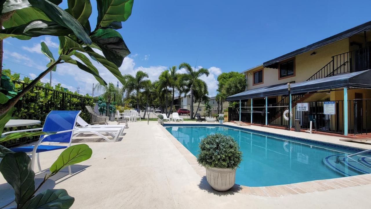 Sunny Palms Inn 沃思湖 外观 照片