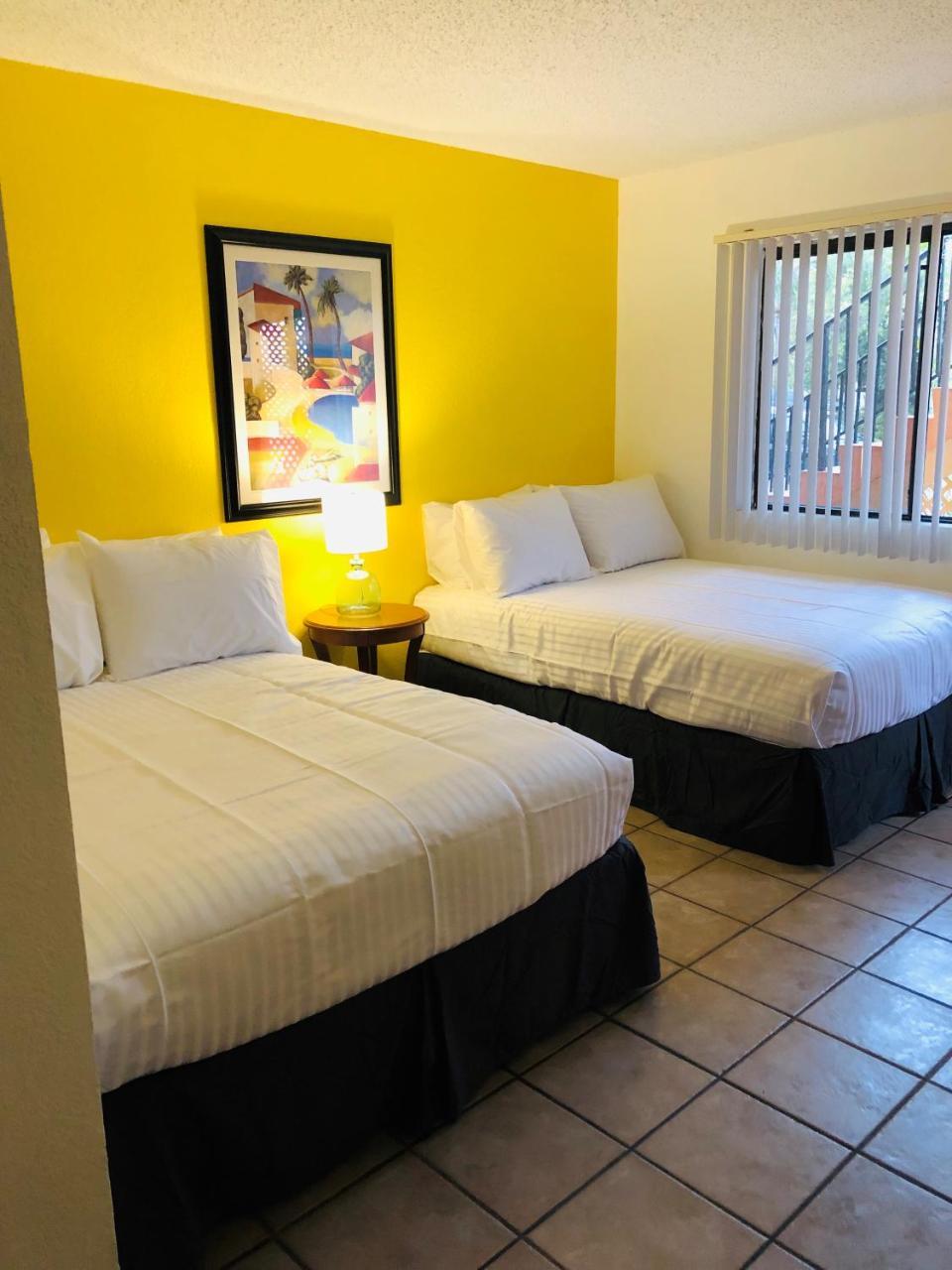 Sunny Palms Inn 沃思湖 外观 照片